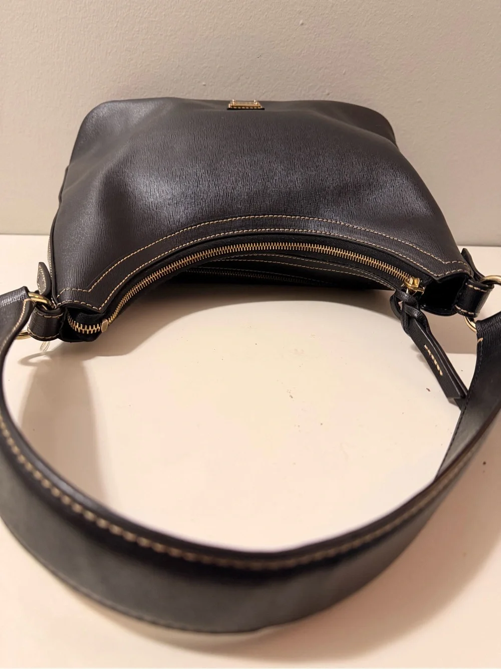 Dooney & Bourke Black Leather Shoulder Bag with Multicolor Logo Wallet